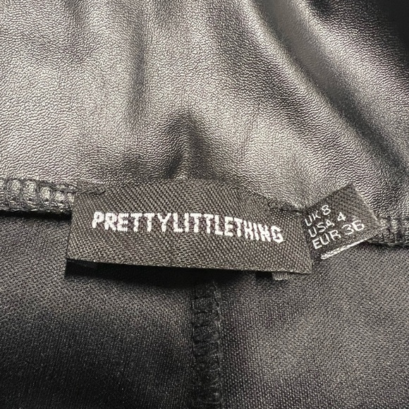 Pretty Little Thing Faux Leather Pants - Size 4 - Picture 5 of 5